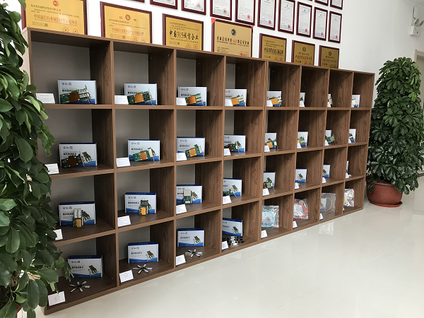 光纖網(wǎng)卡:信息時(shí)代的關(guān)鍵“隱形俠”(圖2) 圖片2.png